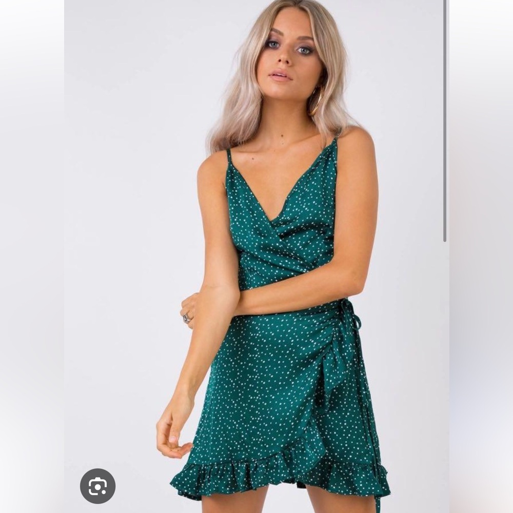 Princess Polly wrap dress, Green polka dot - Size 4 Like New